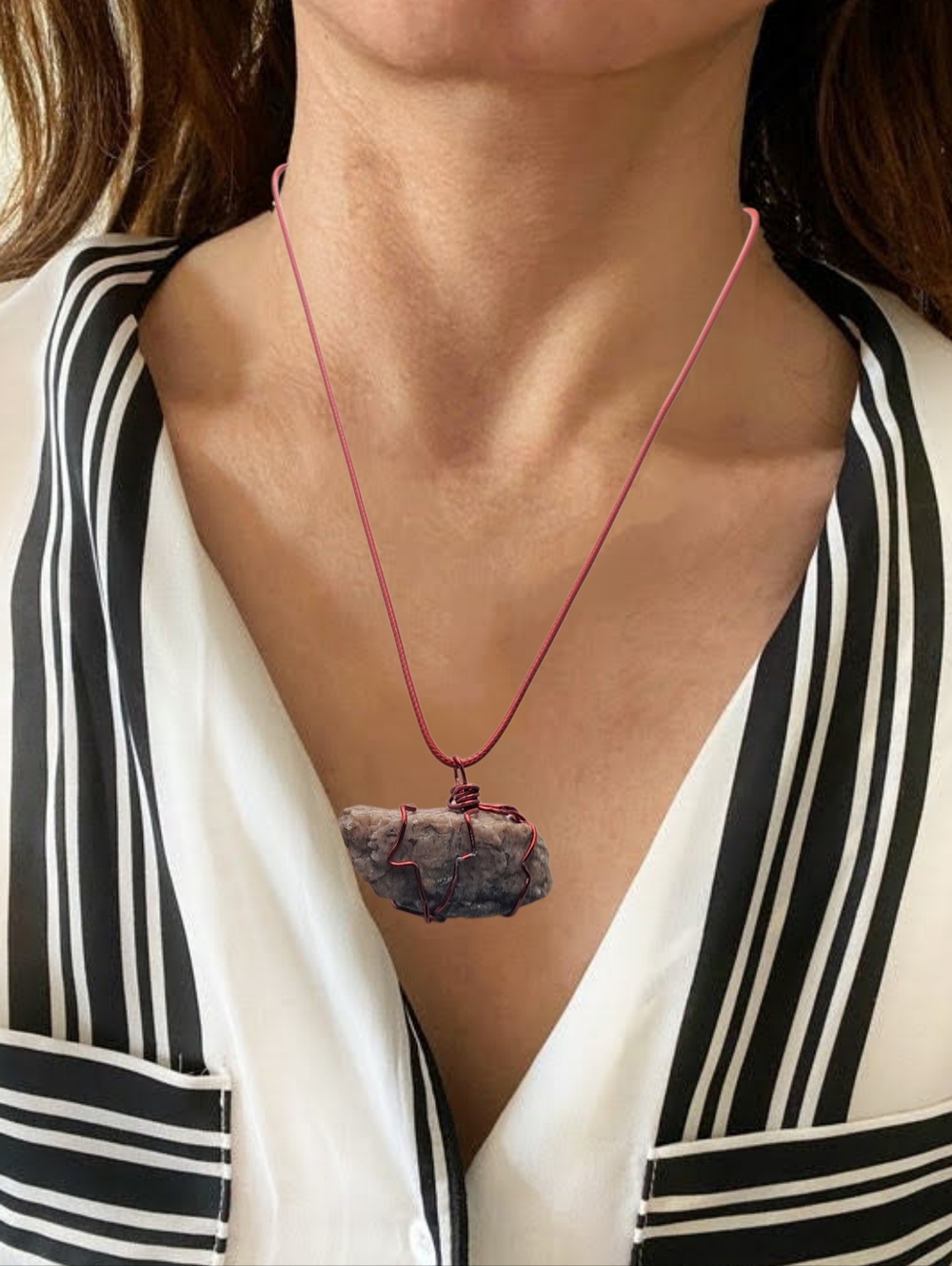 🙋 10/$20. Natural Stone Wired Pendant with Red Cord Necklace